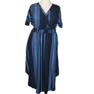 BloomChic Women's Black & Blue Striped V-Neck Elastic Waist Dress-Size 14-16-NWT